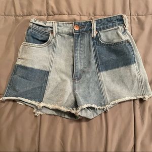 Billabong x wrangler shorts